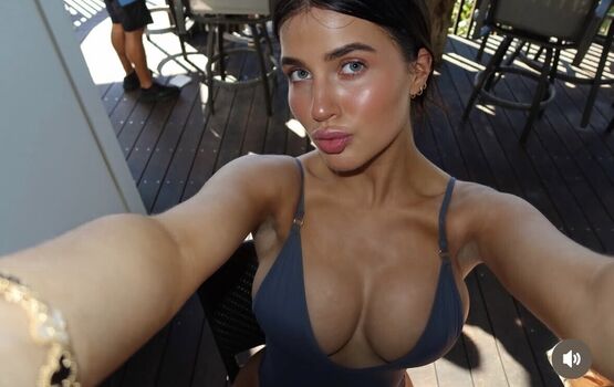 Full leaked Ella bleu private onlyfans photo