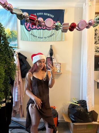 Full leaked Ella hanson private onlyfans photo