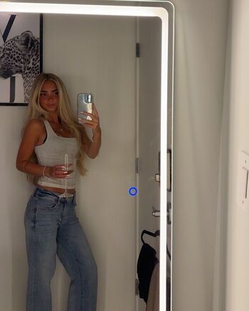 ella.livingstonn