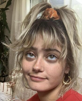 Ella Purnell
