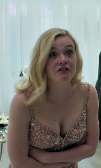 Elle Fanning