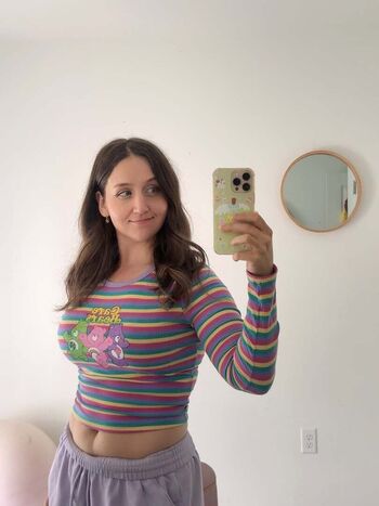 Full leaked Hareniks/ private onlyfans photo