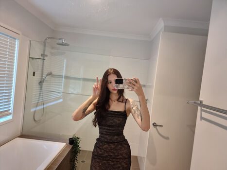 Full leaked Odette annable/ private onlyfans photo