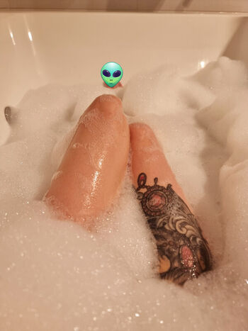 Full leaked Shulun c/ private onlyfans photo