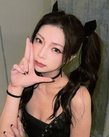 Full leaked Elyn leong page private onlyfans photo