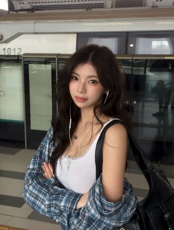 Elyn Leong