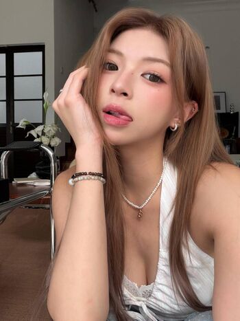 Elyn Leong