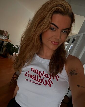 emajanewhite