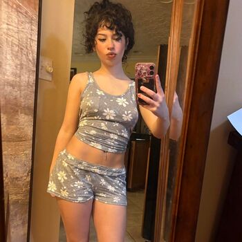 Full leaked Emaleah christou page private onlyfans photo
