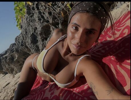 Emiiby