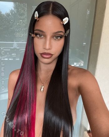 Full leaked Emilia mernes page private onlyfans photo