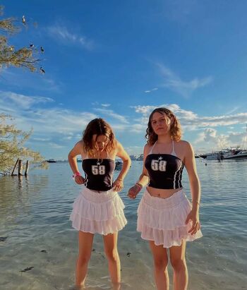 Emilie Y Estephany