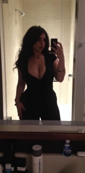 Full leaked Emily alfay page private onlyfans photo