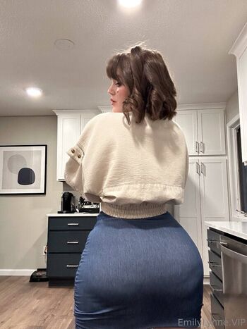 Emily Lynne