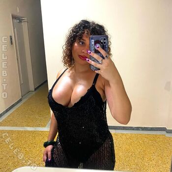 emily_makri