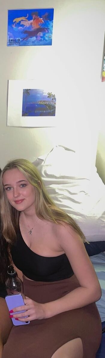 emily_yyoung