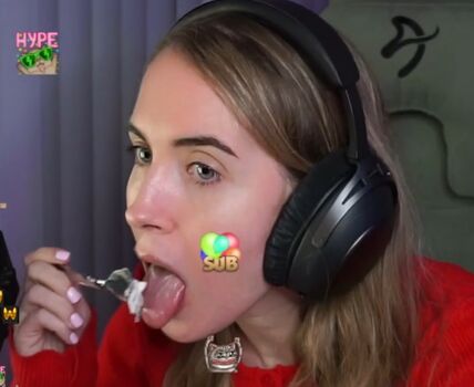 Full leaked Emilycc private onlyfans photo