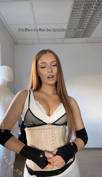 Full leaked Lulu exotic/ private onlyfans photo