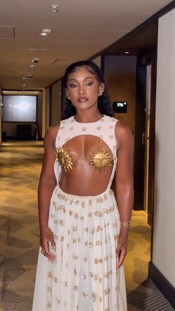 Full leaked Erika januza page private onlyfans photo