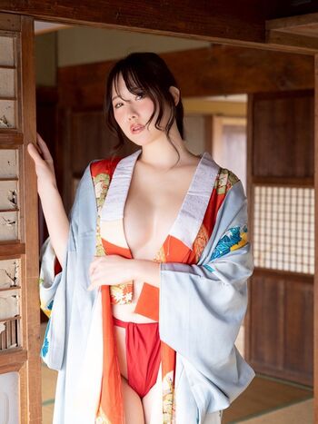 erika_momoyama