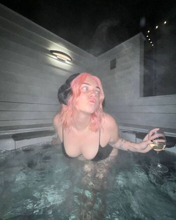 Full leaked Erin dougal page private onlyfans photo