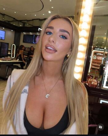 Full leaked Erin lally page private onlyfans photo