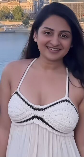 _estheranil