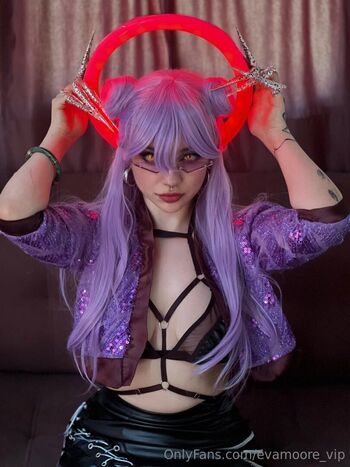 evamoore_vip