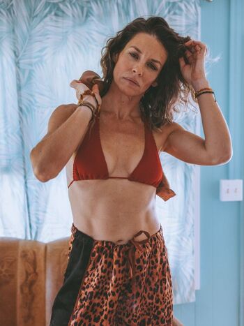 Full leaked Evangeline lilly page private onlyfans photo