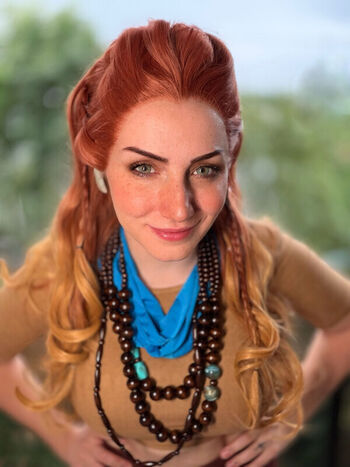 Ezy Summers Cosplay