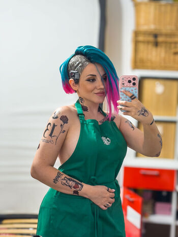 Ezy Summers Cosplay
