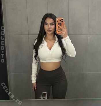 Full leaked Faatima aal private onlyfans photo