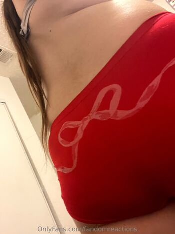 Full leaked Fandomreactions page private onlyfans photo