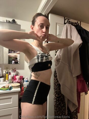 Full leaked Fandomreactions private onlyfans photo