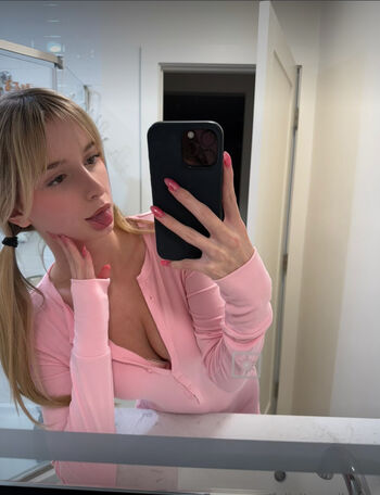 felicityhughes