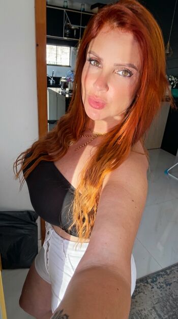 Felina_Cris