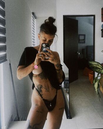 Full leaked Flor cussino private onlyfans photo