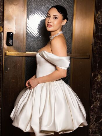 Francia Raisa