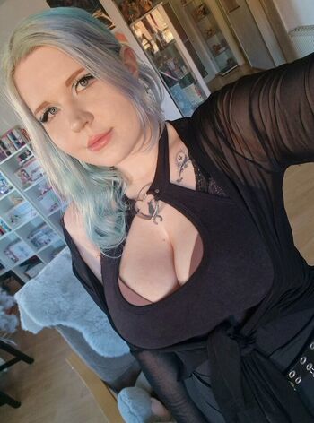 fyly_cosplays