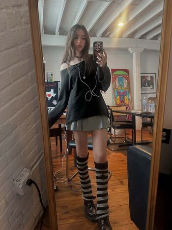 Full leaked Gabriela bee private onlyfans photo