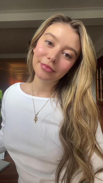 Full leaked Genevieve hannelius page private onlyfans photo