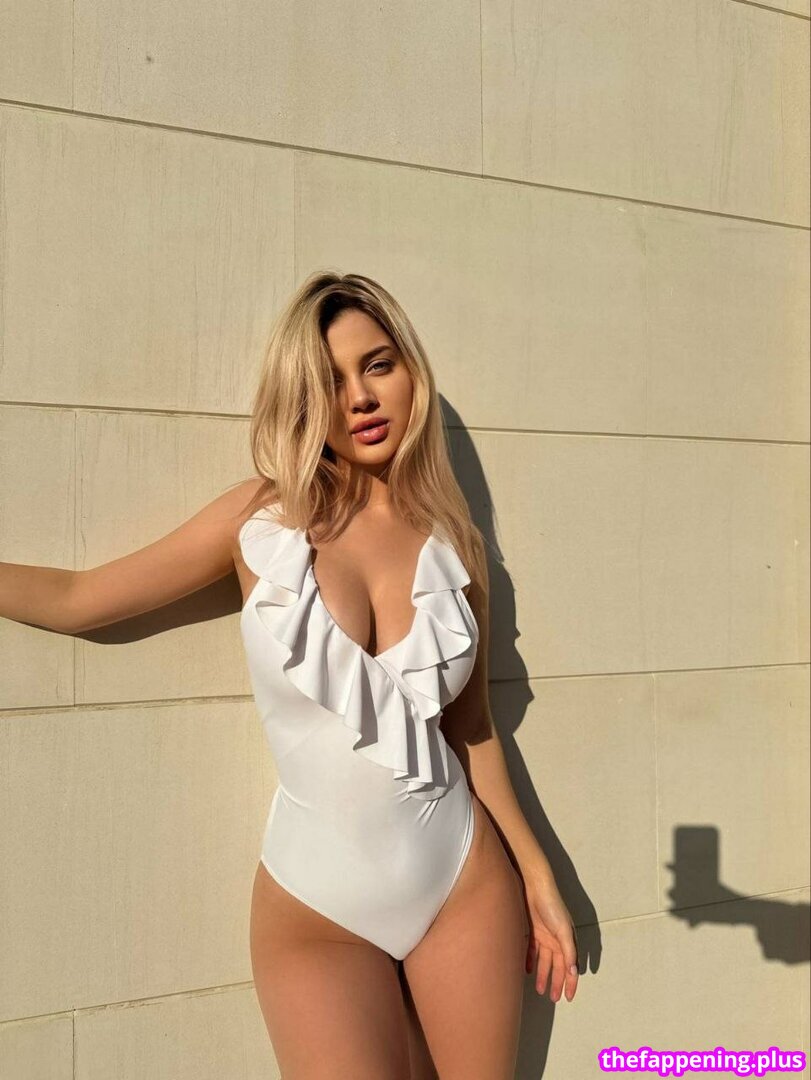 Elizaveta Stefanovna / Genlistef / jenandfreddie Çıplak OnlyFans Fotoğrafı #6