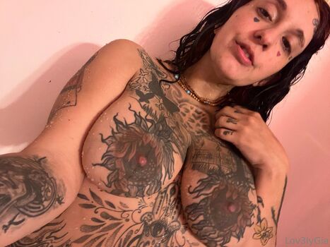 Gia Lovely