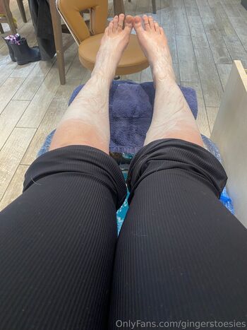 Full leaked Gingerstoesies  page private onlyfans photo