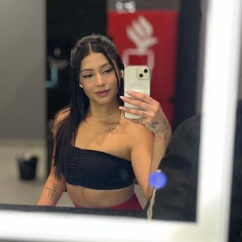 Full leaked Giuliaffrancine private onlyfans photo