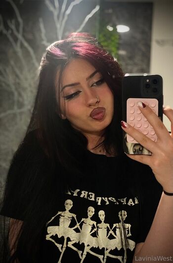 goth-bum-babe
