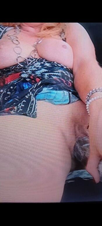 granny.boob