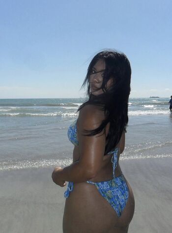 Full leaked Guppygains private onlyfans photo