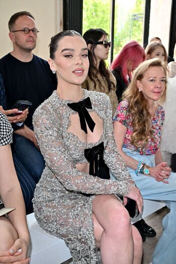 Full leaked Hailee steinfeld private onlyfans photo