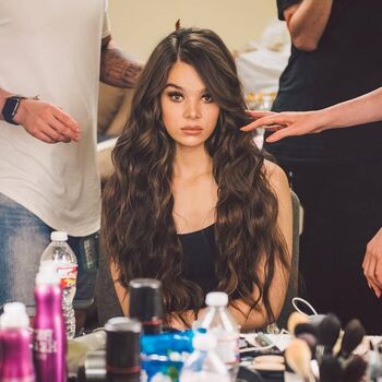 Hailee Steinfeld